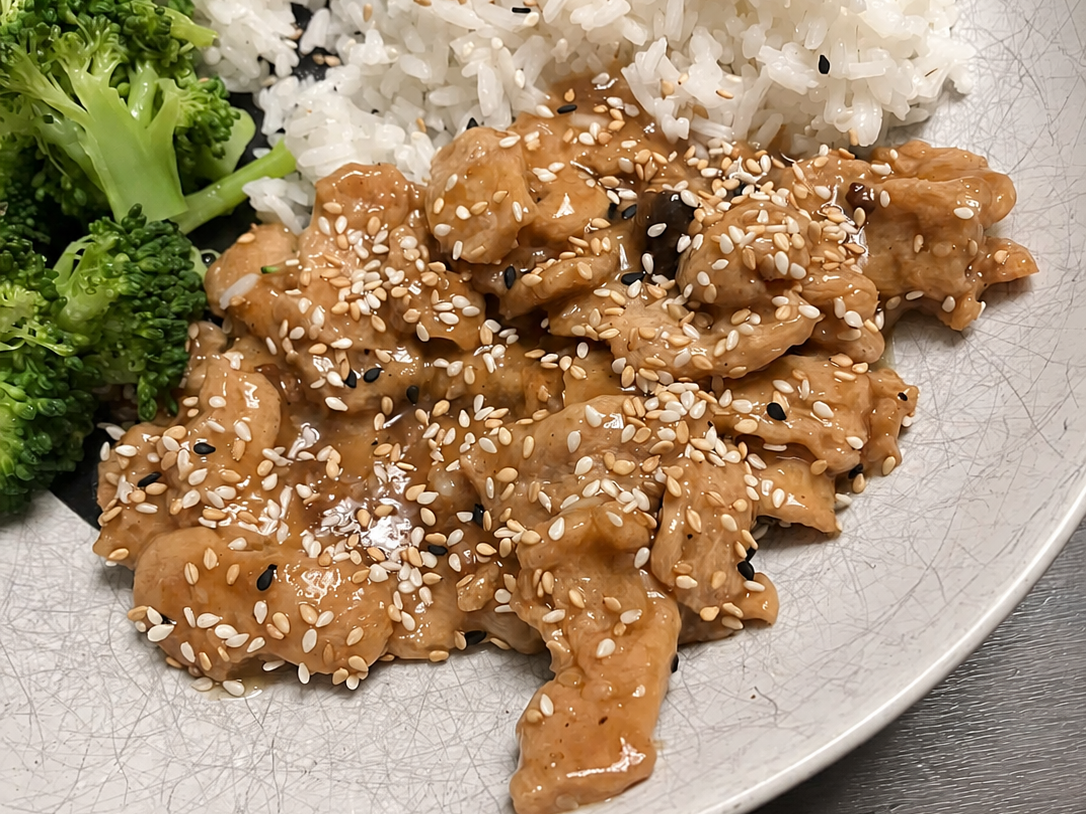 Bol ultra crémeux de lanières style poulet au sésame