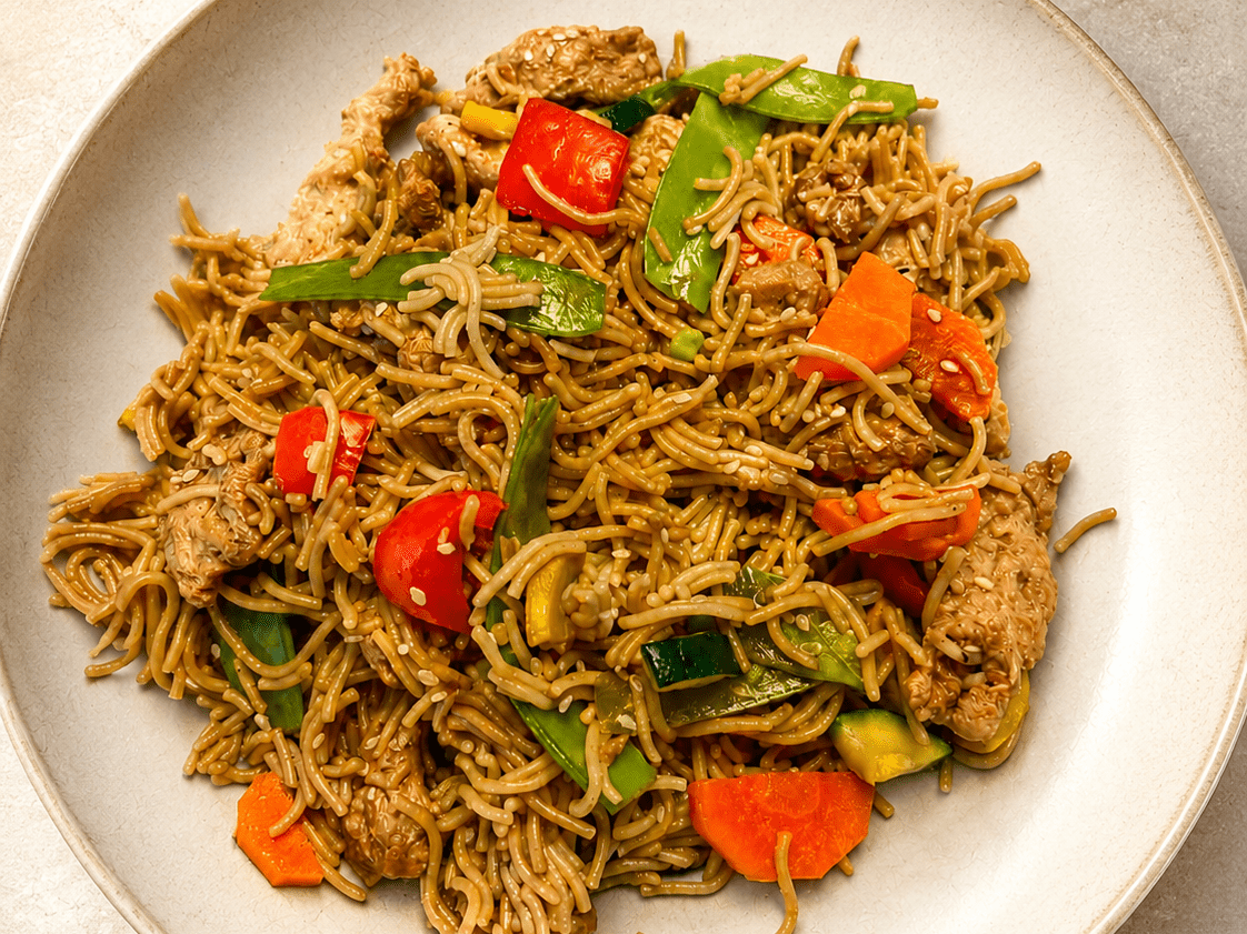 Nouilles sautées aux Lanières Les Brutes & légumes croquants - LES BRUTES