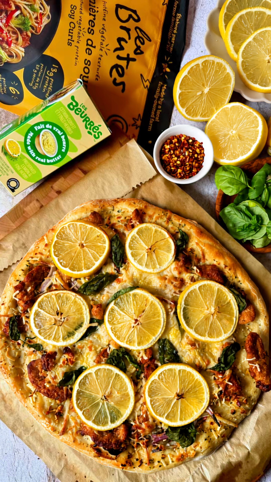 Pizza aux lanières de soya et beurre au citron confit