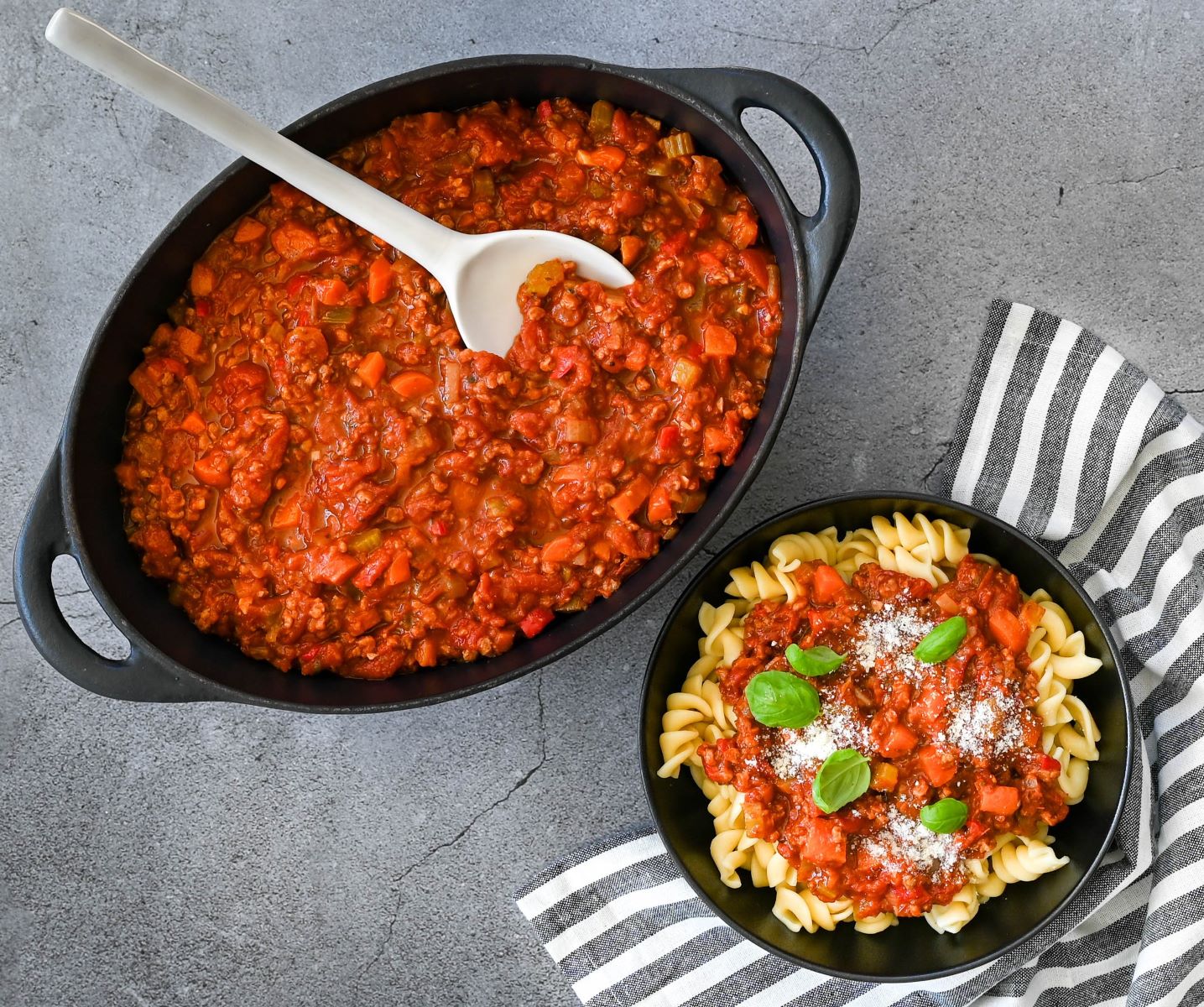 Sauce à spaghetti à la PVT - LES BRUTES